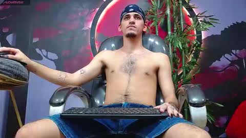 king voy online show from November 2025 08:30:01 PM