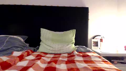 Snapshot of kingandprincess chatting on June 2026 06:56:02 PM sexysexyhotwetpinkredpussy online show from June 2026 06:56:02 PM
