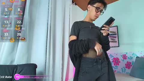 kingdanny_8 online show from October 2025 02:12:01 AM