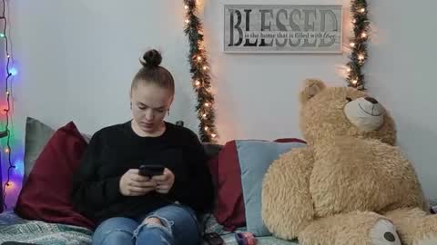 Scarred Thighs online show from January 2026 07:06:01 PM