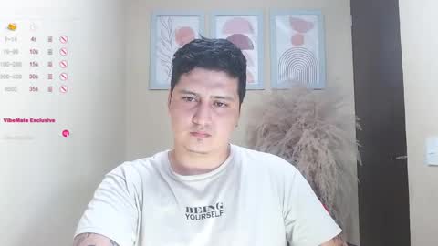 Snapshot of kingdominico chatting on January 2025 03:04:02 AM kingdominico online show from January 2025 03:04:02 AM