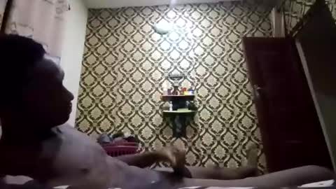 kingemizzy online show from November 2025 02:01:02 AM