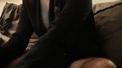 kingindisguise69 online show from January 2026 02:27:02 AM