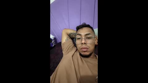 kingleo2205 online show from June 2026 01:07:02 AM