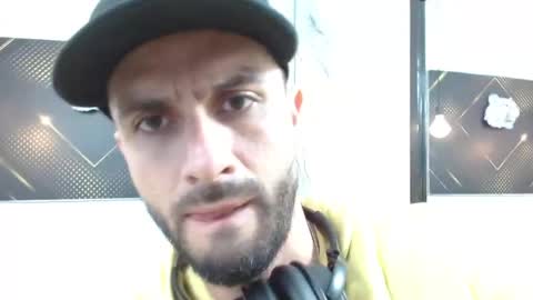 KING  online show from April 2026 03:15:01 AM