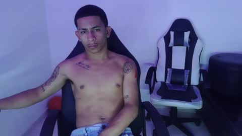 DOMINANT ALPHA KINGS online show from February 2026 07:58:02 PM