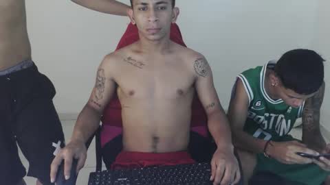 Snapshot of kings_latins chatting on May 2026 08:28:02 PM DOMINANT ALPHA KINGS online show from May 2026 08:28:02 PM