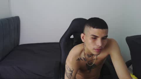 Snapshot of kings_latins chatting on May 2026 06:13:01 PM DOMINANT ALPHA KINGS online show from May 2026 06:13:01 PM