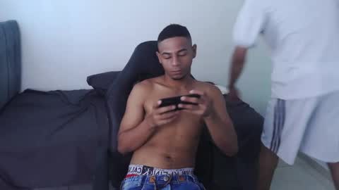 Snapshot of kings_latins chatting on May 2026 06:25:01 PM DOMINANT ALPHA KINGS online show from May 2026 06:25:01 PM