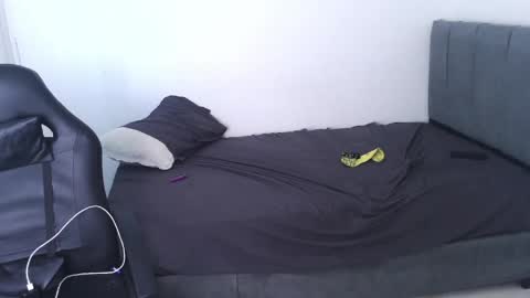 Snapshot of kings_latins chatting on May 2026 06:26:04 PM DOMINANT ALPHA KINGS online show from May 2026 06:26:04 PM