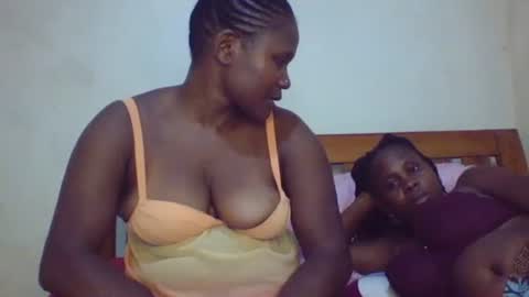 Snapshot of kinky_kaiya chatting on January 2026 07:27:01 PM kaiya online show from January 2026 07:27:01 PM