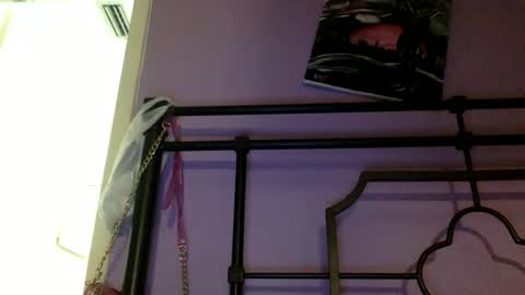 Bunniii online show from April 2026 02:22:02 AM