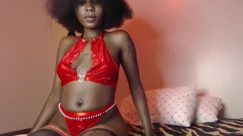 kinkynanno online show from April 2026 09:32:01 PM