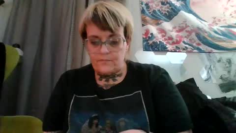 Snapshot of kinkypinkyplay2 chatting on February 2025 10:23:01 AM Kinky Pinky online show from February 2025 10:23:01 AM