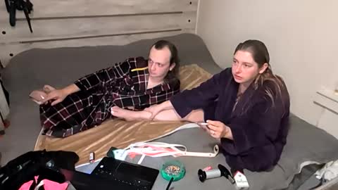 kinkyqueenandpet95 online show from November 2025 03:53:02 AM