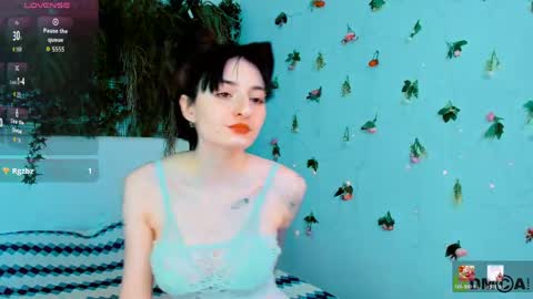 Snapshot of kira__cutie chatting on May 2026 10:25:01 PM Kira online show from May 2026 10:25:01 PM