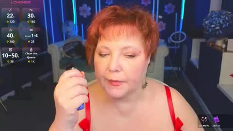 Kira Kennet online show from December 2025 07:39:01 AM