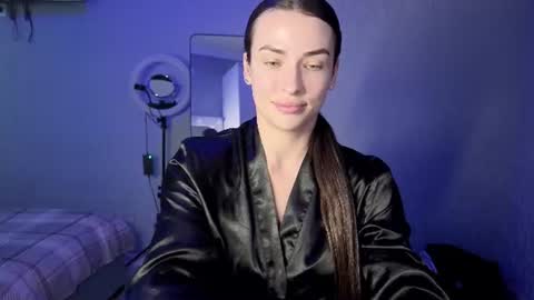 Snapshot of kira_love1 chatting on June 2026 12:06:02 PM Kira love1 online show from June 2026 12:06:02 PM