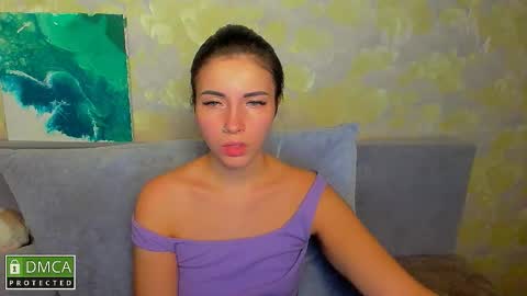 Kira  online show from November 2025 10:19:01 PM