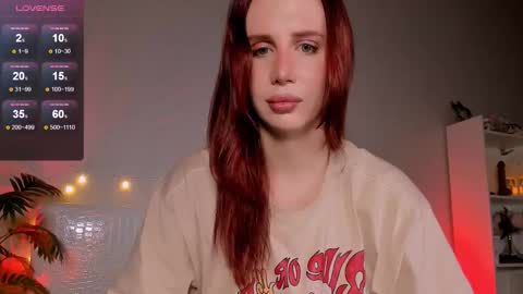 Snapshot of kira_sunrise chatting on December 2025 10:08:02 PM Kira online show from December 2025 10:08:02 PM