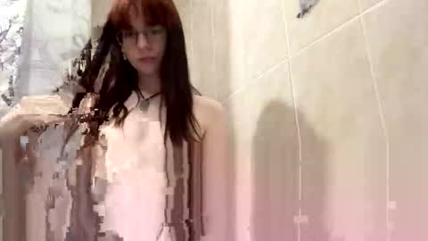 Snapshot of kiraazata chatting on October 2025 07:31:01 AM kiraazata online show from October 2025 07:31:01 AM