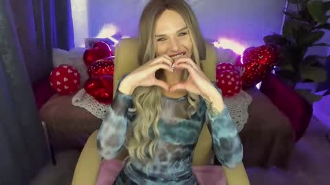 kiragrayyy online show from February 2025 06:48:01 AM