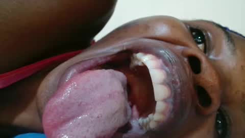 kirah_hot online show from February 2026 01:43:01 PM