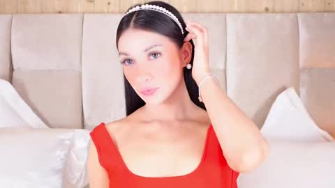 kira online show from March 2025 08:25:01 PM