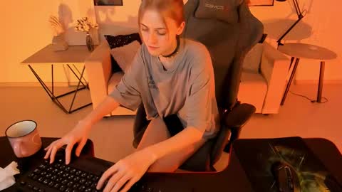 Kira online show from March 2025 02:34:02 PM