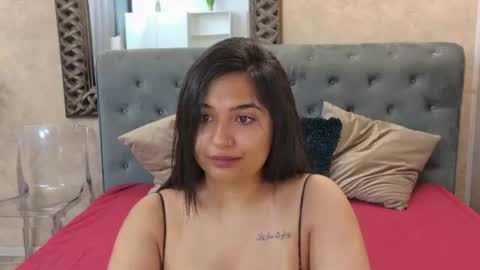 Snapshot of kiramoonxx chatting on July 2026 05:34:01 AM kiramoonxx online show from July 2026 05:34:01 AM