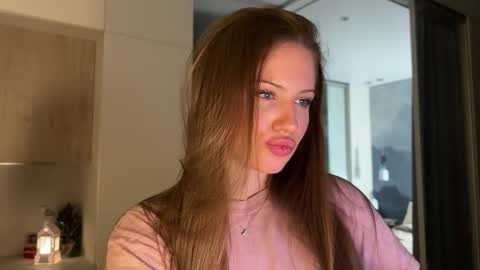 Kira online show from February 2026 05:24:01 PM