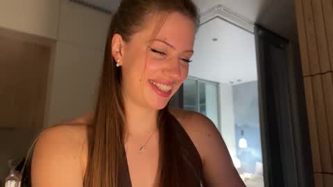 Kira online show from March 2026 03:07:02 PM