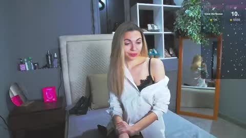 KiraNigt online show from November 2025 01:52:02 AM