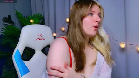 Snapshot of kirashaw chatting on January 2026 02:09:02 PM Kira online show from January 2026 02:09:02 PM