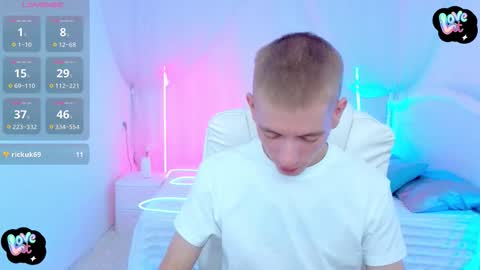    online show from October 2025 09:18:02 AM