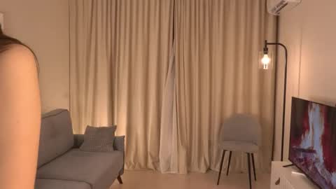 kiri_pvt online show from October 2025 06:57:02 PM