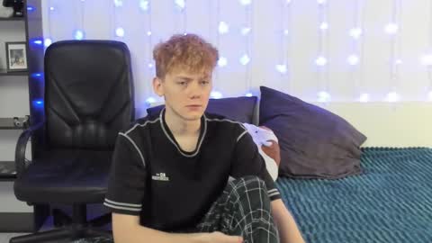 Snapshot of kirill_20_cm chatting on December 2024 04:01:02 PM Kirill and Andrey online show from December 2024 04:01:02 PM