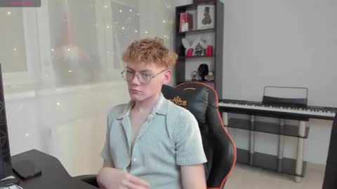 Snapshot of kirill_20_cm chatting on February 2025 06:24:02 PM Kirill and Andrey online show from February 2025 06:24:02 PM