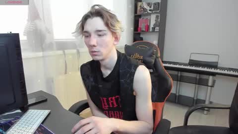Snapshot of kirill_20_cm chatting on February 2025 12:43:01 PM Kirill and Andrey online show from February 2025 12:43:01 PM