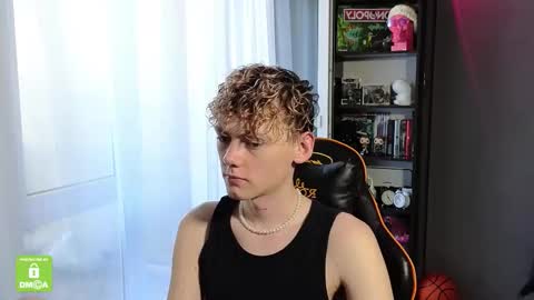 Snapshot of kirill_20_cm chatting on September 2025 10:09:02 AM Kirill and Andrey online show from September 2025 10:09:02 AM