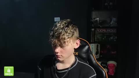 Kirill and Andrey online show from November 2025 01:55:02 PM