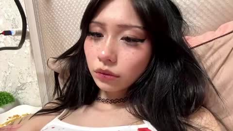 Snapshot of kishagray chatting on April 2026 06:10:01 PM Hina online show from April 2026 06:10:01 PM