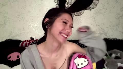 Snapshot of kishagray chatting on May 2026 01:05:02 PM Hina online show from May 2026 01:05:02 PM