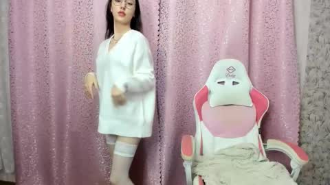 Asty online show from October 2025 10:08:01 PM