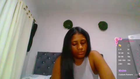 Snapshot of kiss_violet chatting on January 2026 09:51:02 PM Violet online show from January 2026 09:51:02 PM