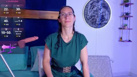 Kissing Company online show from November 2025 04:13:02 AM