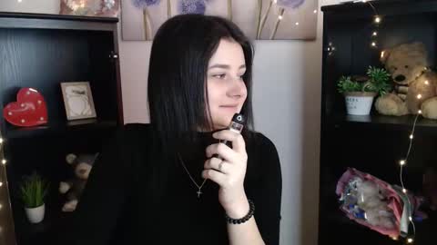 kissleoxx online show from February 2026 12:20:01 PM