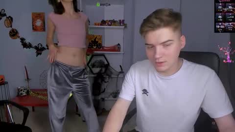 kitniss online show from October 2025 08:21:02 PM