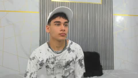 Snapshot of kitsune_44 chatting on March 2026 08:24:01 PM kitsune_44 online show from March 2026 08:24:01 PM