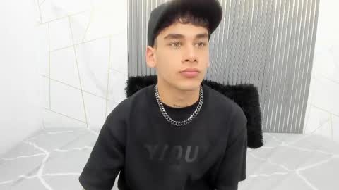 Snapshot of kitsune_44 chatting on March 2026 07:30:01 PM kitsune_44 online show from March 2026 07:30:01 PM